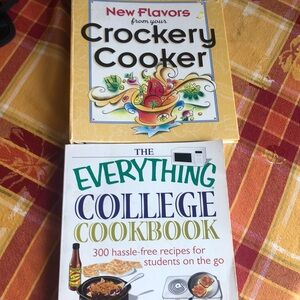 Crockery Cooker and College Cookbook Set